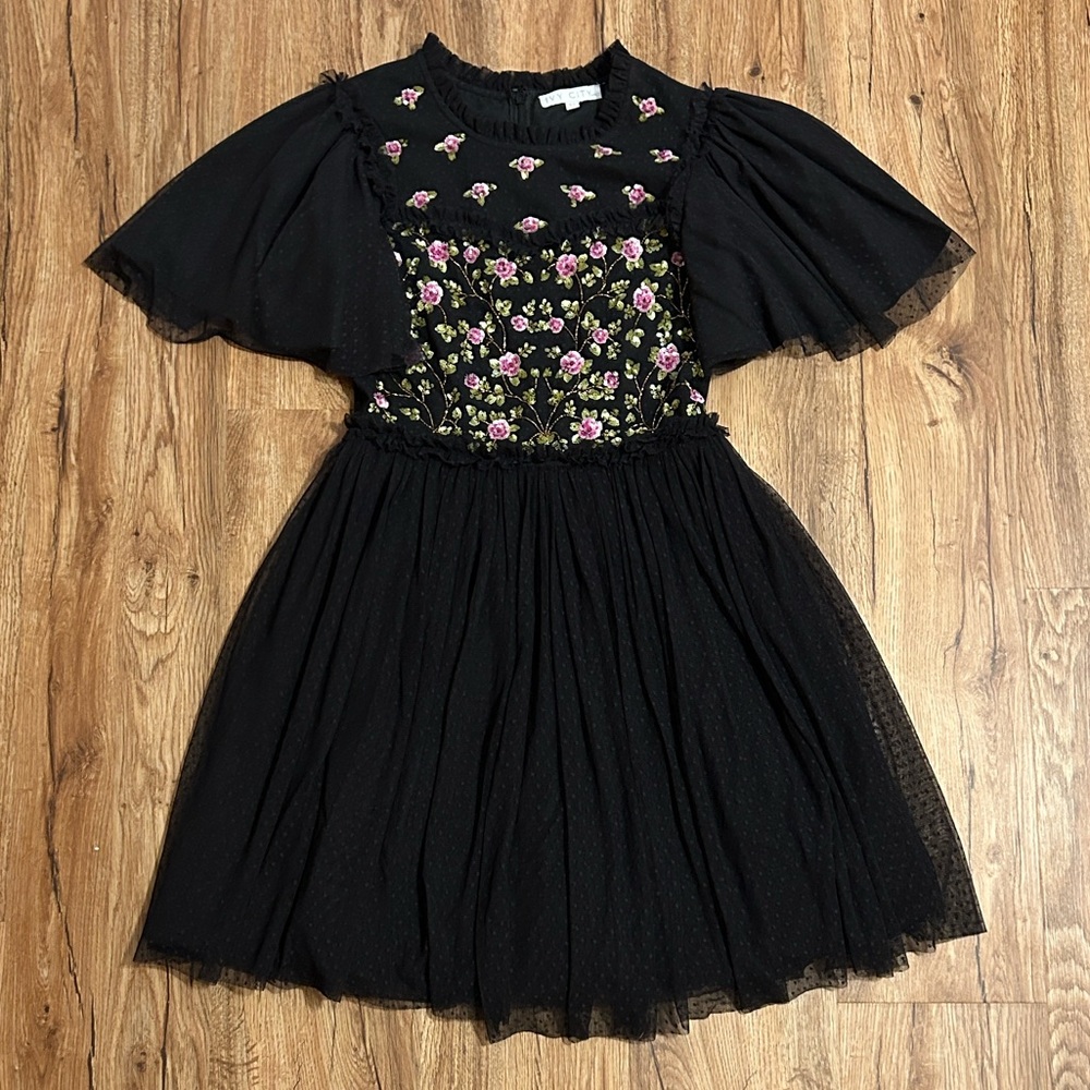 Ivy City Co Primose Dress in Black